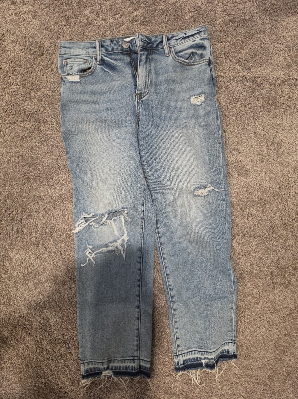LOVERVET- Cropped Light Blue Distressed Women's Jeans